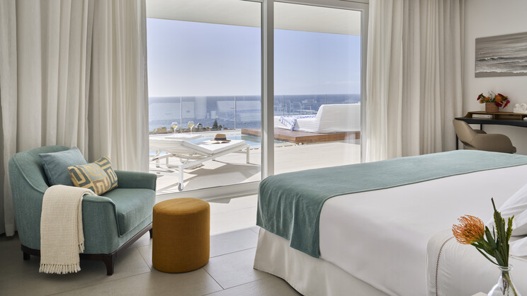 Royal Hideaway Corales Suites